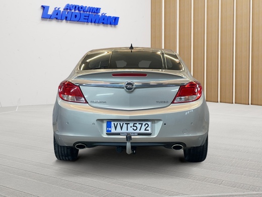 Opel Insignia vaihtoauto