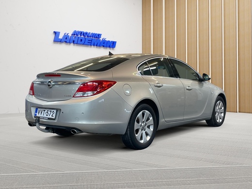 Opel Insignia vaihtoauto