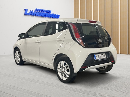 Toyota AYGO vaihtoauto
