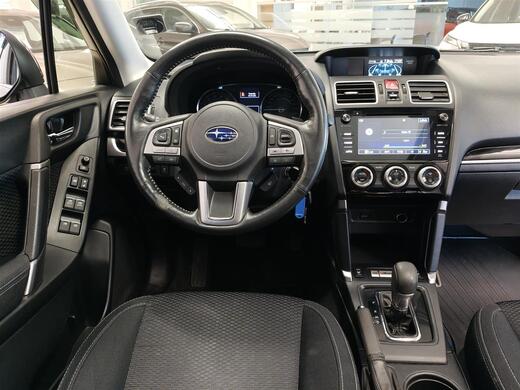 Subaru Forester vaihtoauto
