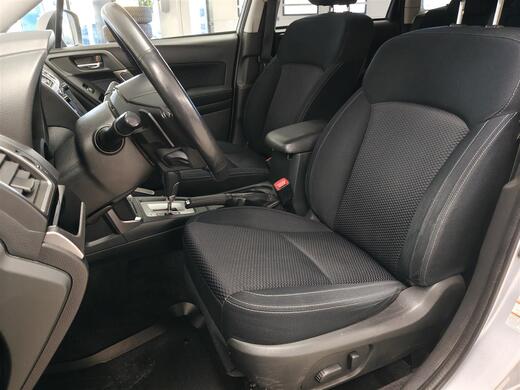 Subaru Forester vaihtoauto
