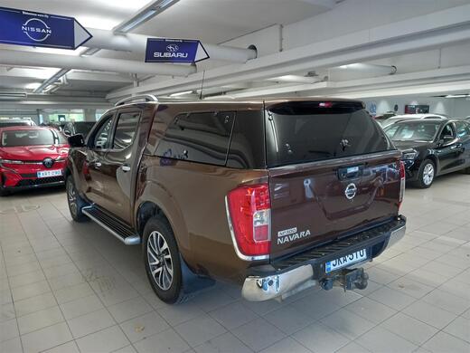 Nissan Navara vaihtoauto