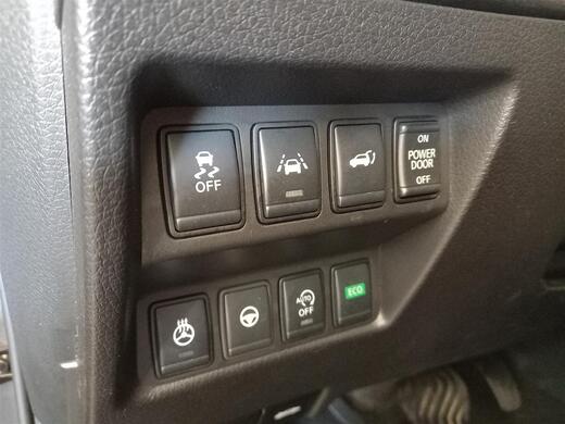 Nissan X-Trail vaihtoauto