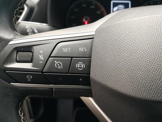 SEAT Leon Sportstourer vaihtoauto