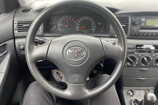 Toyota Corolla vaihtoauto