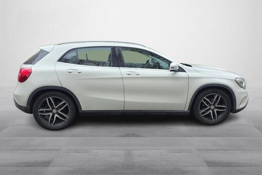 Mercedes-Benz GLA vaihtoauto