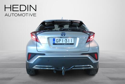 Toyota C-HR vaihtoauto