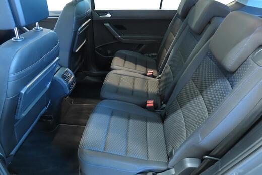 Volkswagen Touran vaihtoauto