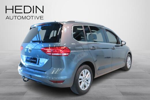 Volkswagen Touran vaihtoauto