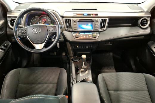 Toyota RAV4 vaihtoauto