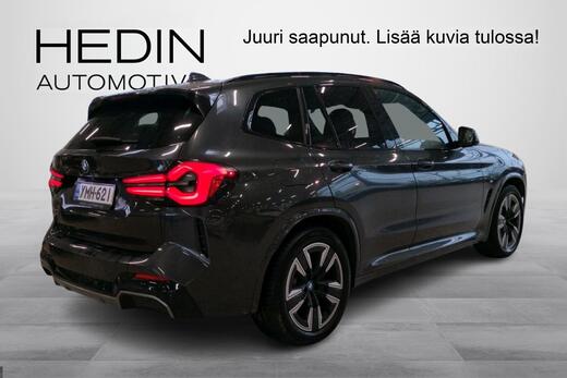 BMW iX3 vaihtoauto