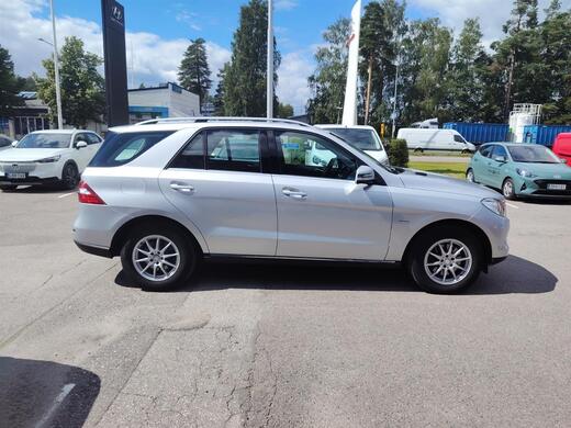 Mercedes-Benz ML vaihtoauto