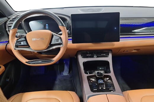 BYD Han vaihtoauto