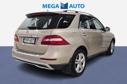 Mercedes-Benz ML vaihtoauto