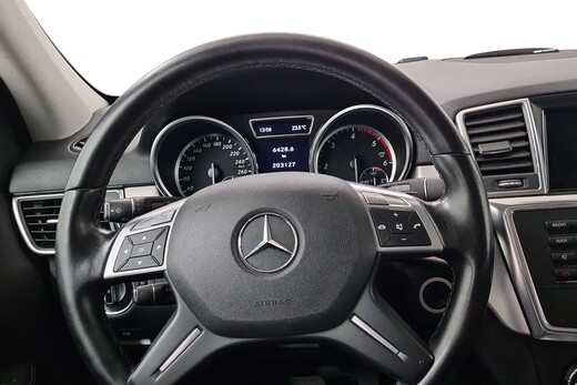 Mercedes-Benz ML vaihtoauto