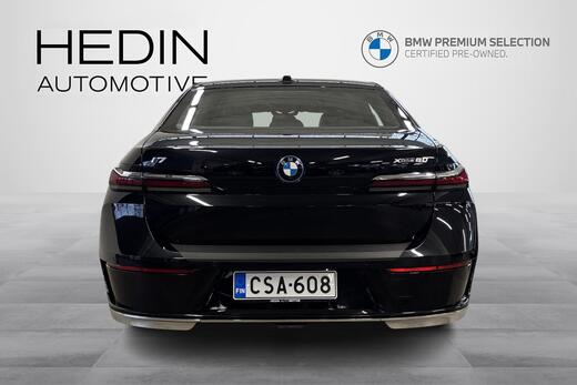 BMW i7 vaihtoauto