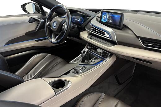 BMW i8 vaihtoauto