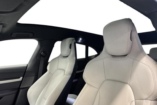 Porsche Taycan vaihtoauto