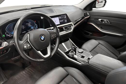BMW 330 vaihtoauto