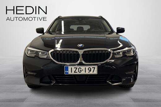 BMW 330 vaihtoauto