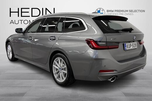 BMW 330 vaihtoauto