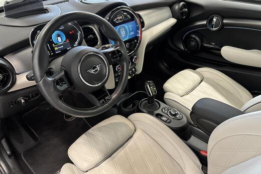 Mini Hatchback vaihtoauto