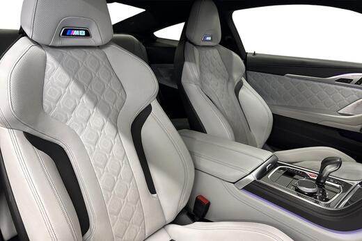 BMW M8 vaihtoauto