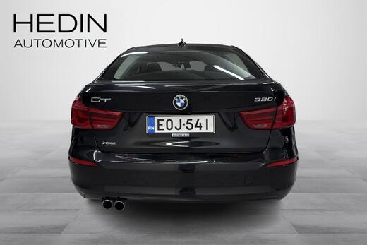 BMW 320 vaihtoauto