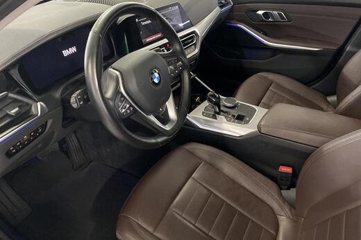 BMW 320 vaihtoauto