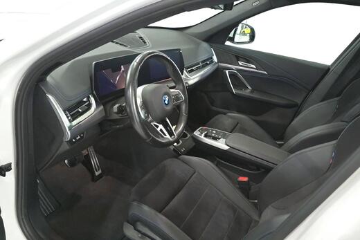 BMW iX1 vaihtoauto