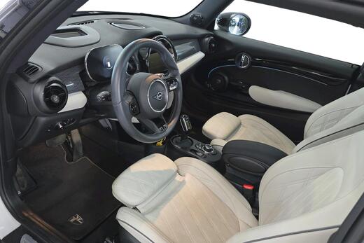Mini Hatchback vaihtoauto