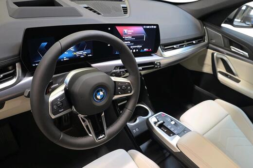 BMW iX1 vaihtoauto