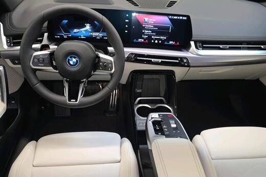 BMW iX1 vaihtoauto