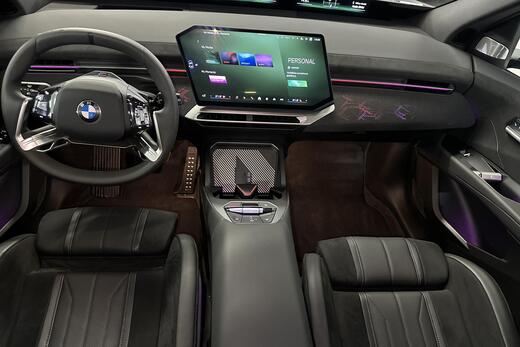 BMW iX3 vaihtoauto