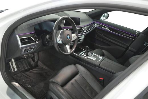 BMW 745 vaihtoauto