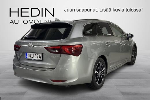 Toyota Avensis vaihtoauto