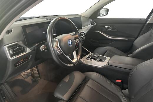 BMW 330 vaihtoauto