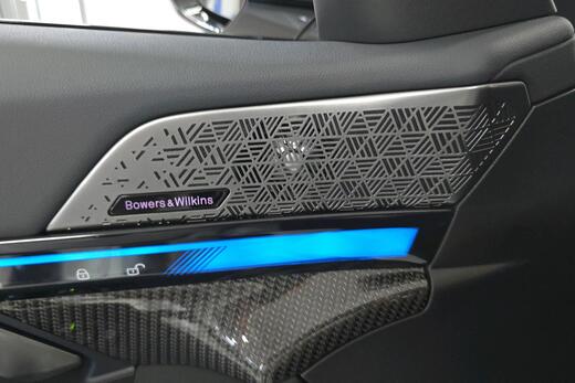 BMW i5 M60 vaihtoauto