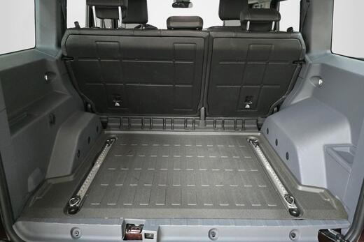 Ineos Grenadier vaihtoauto