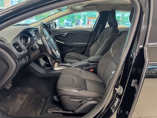 Volvo V40 Cross Country vaihtoauto