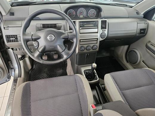 Nissan X-Trail vaihtoauto