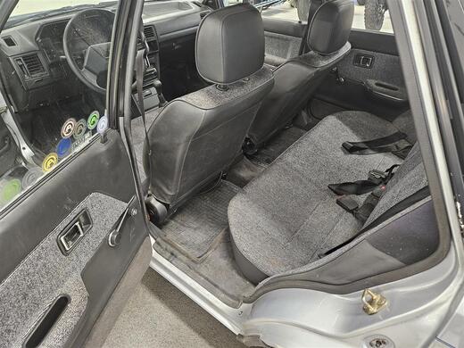 Mazda 323 vaihtoauto