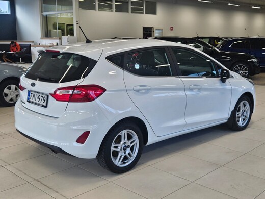 Ford Fiesta vaihtoauto