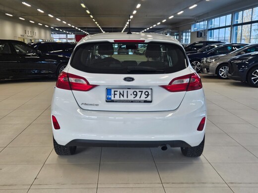 Ford Fiesta vaihtoauto