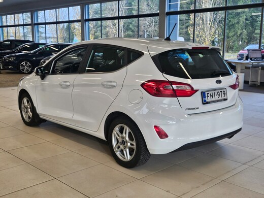 Ford Fiesta vaihtoauto
