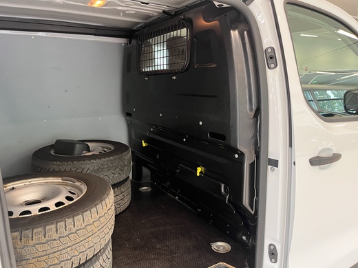 Opel Vivaro vaihtoauto