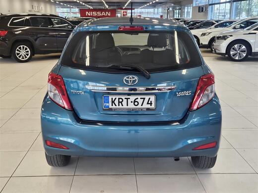 Toyota Yaris vaihtoauto
