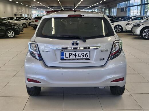 Toyota Yaris vaihtoauto