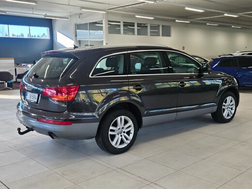 Audi Q7 vaihtoauto