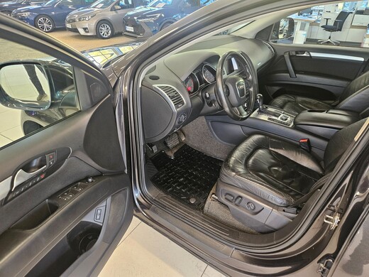 Audi Q7 vaihtoauto